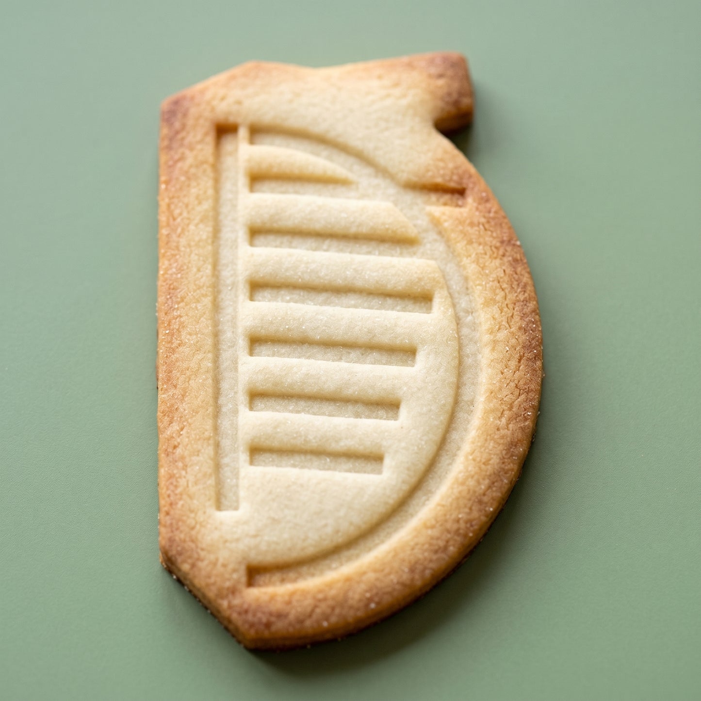 Harp shaped sugar cookie