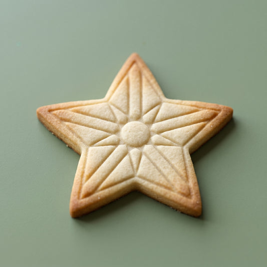 Festa Junina estrela star shaped sugar cookie hero